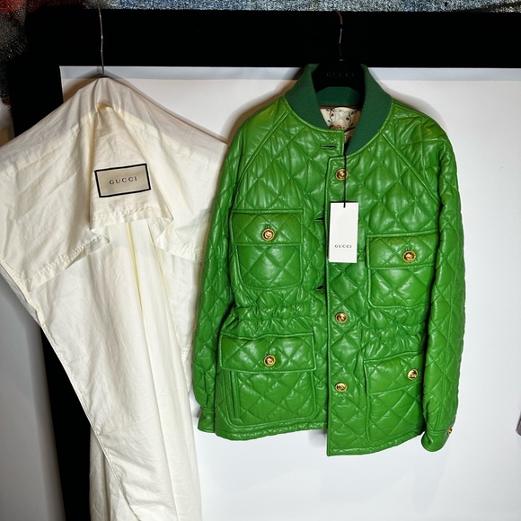 NWT Gucci QUILTED JACKET GREEN lamb skin from Gucci button closing pockets 40 S - Picture 3 of 16